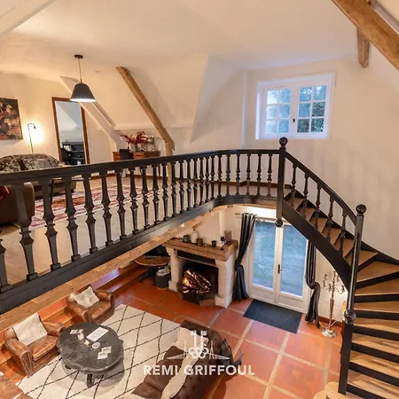 La Maison De La Corniche Enjoy An Authentic In Normandy - 8 Pax Barneville-la-Bertrand