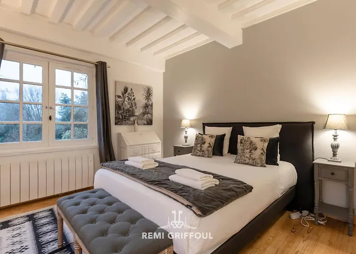 La Maison De La Corniche Enjoy An Authentic In Normandy - 8 Pax Barneville-la-Bertrand