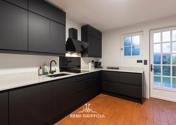 La Maison De La Corniche Enjoy An Authentic In Normandy - 8 Pax